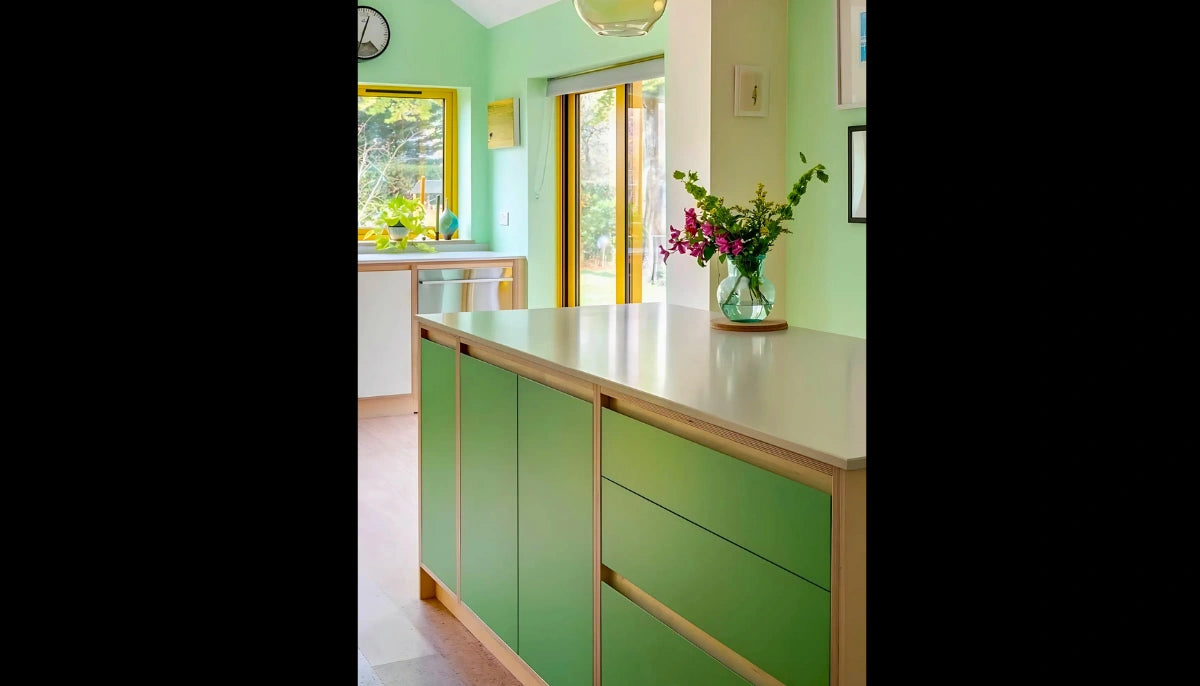 Abzieh- und Klebefarbe – RAL 6010 Grasgrün – vorübergehend mieterfreundliche, tapetenähnliche Farbe – offRAL™