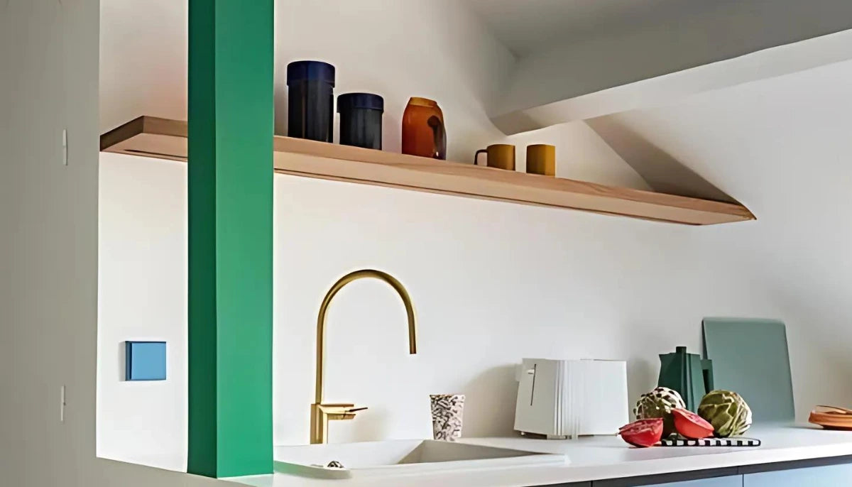 Abzieh- und Klebefarbe – RAL 6029 Minzgrün – vorübergehend mieterfreundliche, tapetenähnliche Farbe – offRAL™