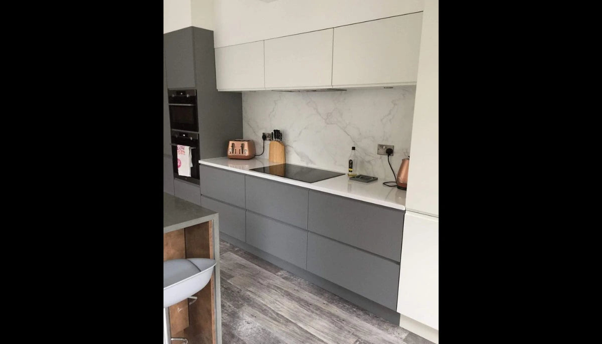 Abziehbare Farbe - RAL 9022 Perllichtgrau - superleicht zu entfernende Farbe für jede glatte Oberfläche - offRAL™