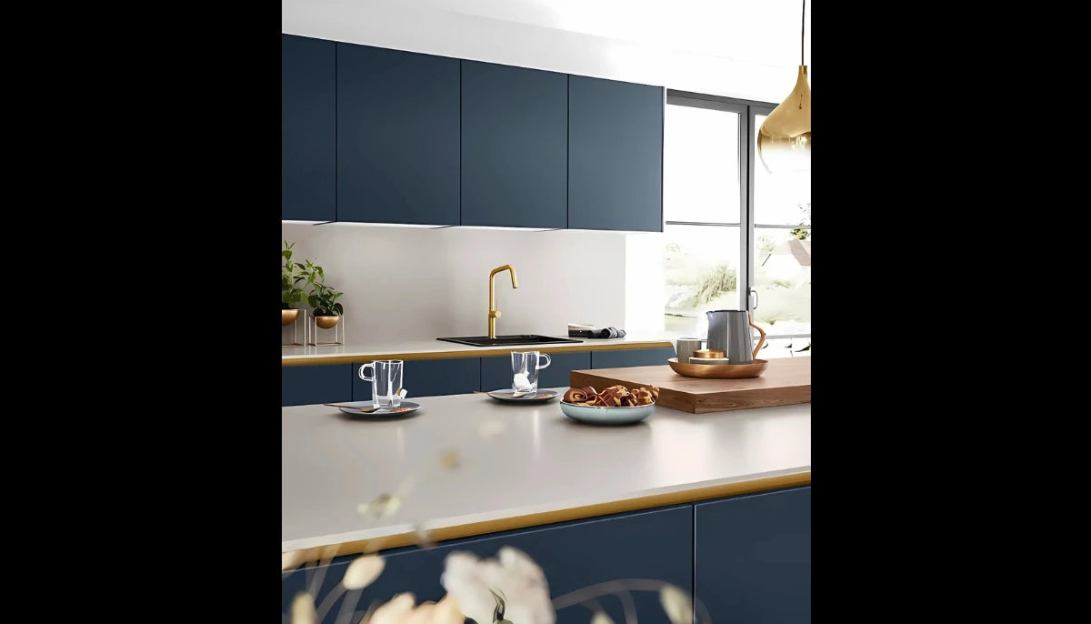 Tragbare Farbe - RAL 5008 Graublau - 1. Anstrich in Plattenform, bereit zur Wiederverwendung auf allen glatten Oberflächen - offRAL™