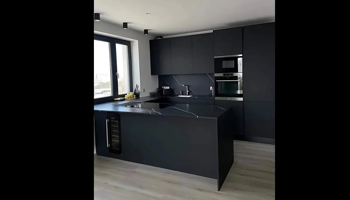 Temporäre Farbe - RAL 9004 Signalschwarz - für Schränke, Arbeitsplatten, Wände, alle glatten Oberflächen - offRAL™