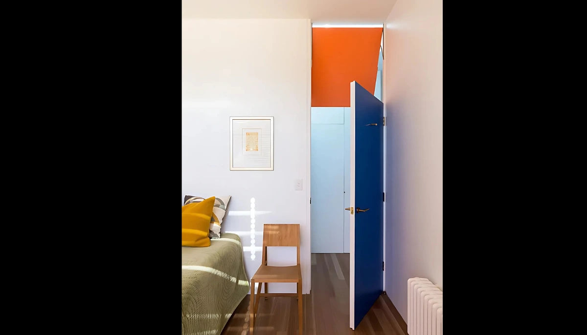 Selbstklebende Farbe - RAL 2008 Hellrotorange - temporäre tapetenähnliche Farbe für jede glatte Oberfläche - offRAL™