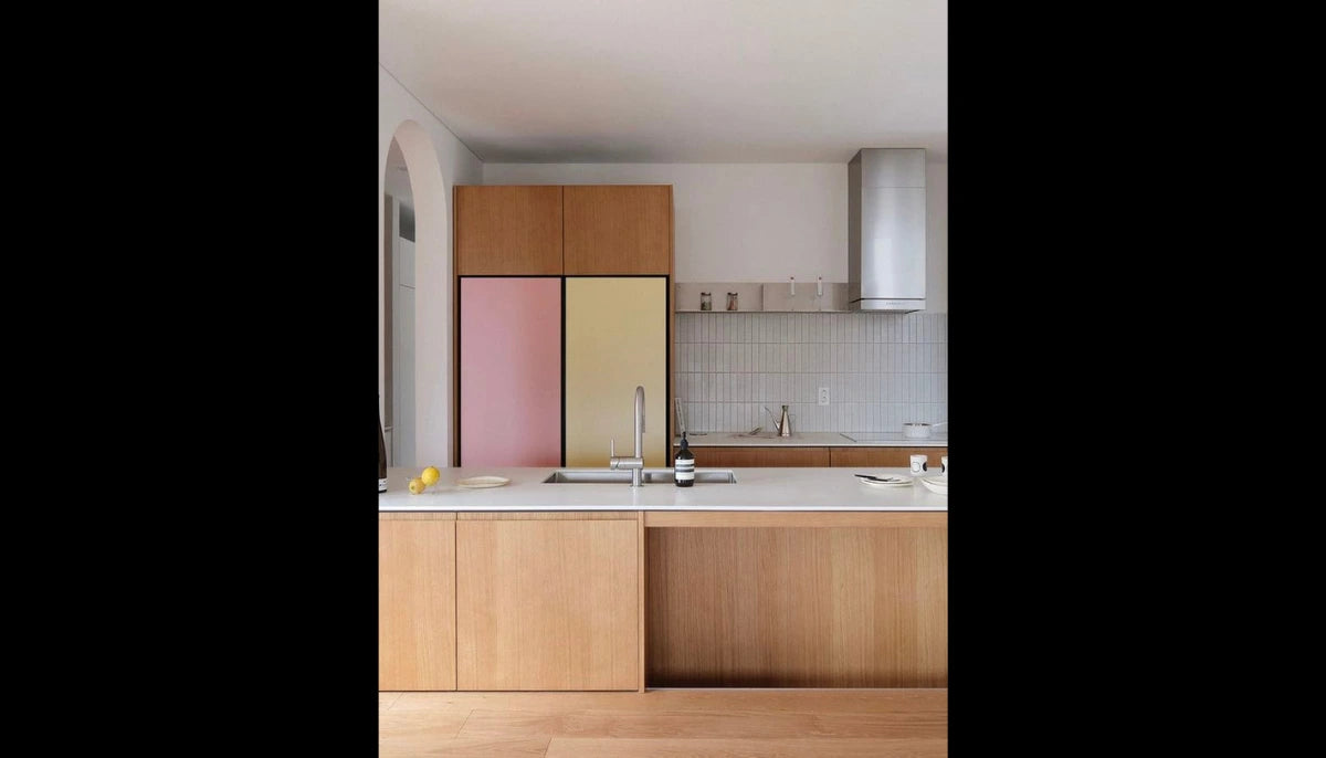 Temporäre Farbe - RAL 9016 Verkehrsweiß - für Schränke, Arbeitsplatten, Wände, alle glatten Oberflächen - offRAL™