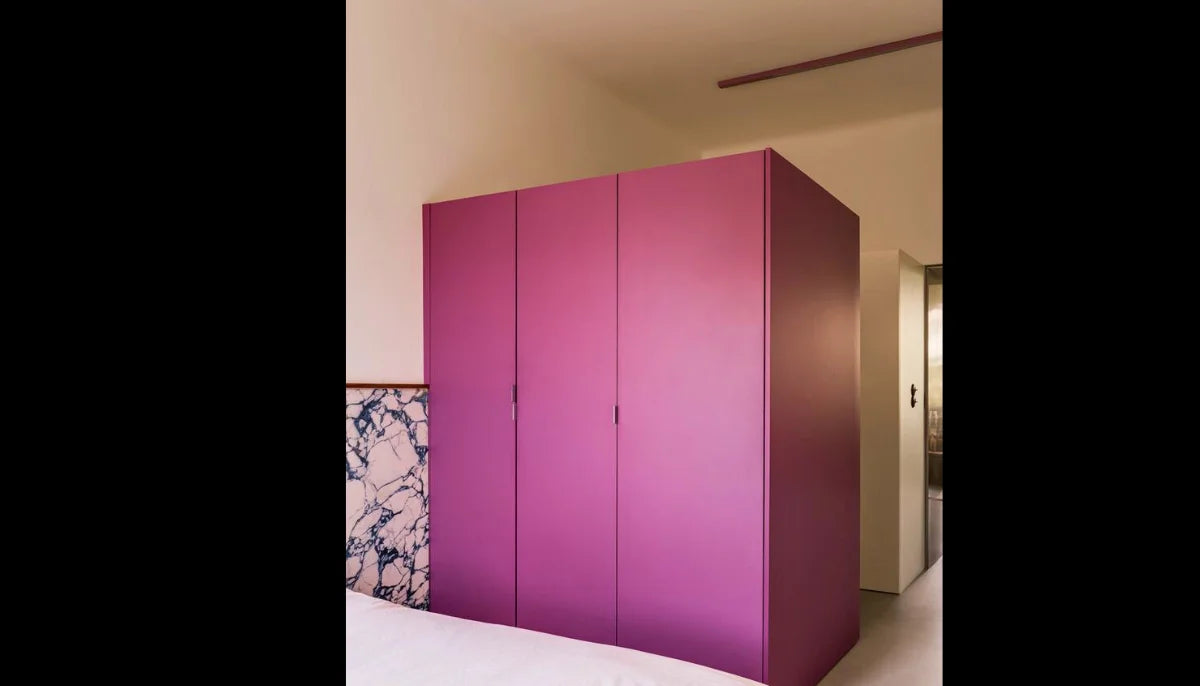 Kontaktfarbe - RAL 4003 Heather Violet - Airbnb-freundliche Farbe für jede glatte Oberfläche - offRAL™