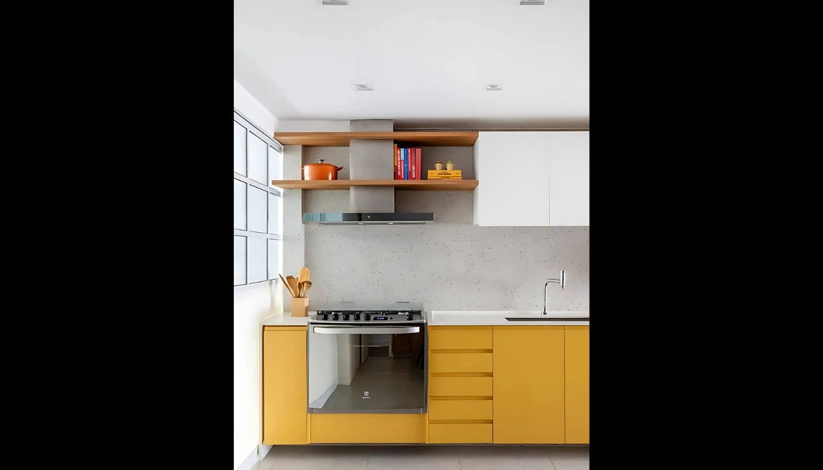 Kontaktfarbe - RAL 1005 Honiggelb - Airbnb-freundliche Farbe für jede glatte Oberfläche - offRAL™