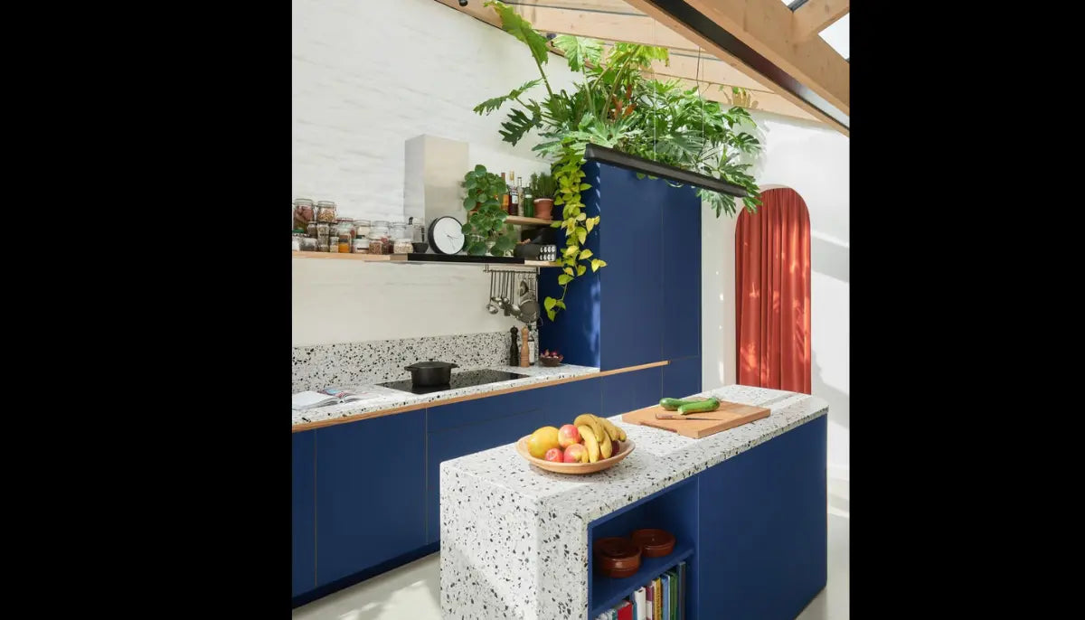 Abziehbare Farbe - RAL 5026 Perlnachtblau - superleicht zu entfernende Farbe für jede glatte Oberfläche - offRAL™