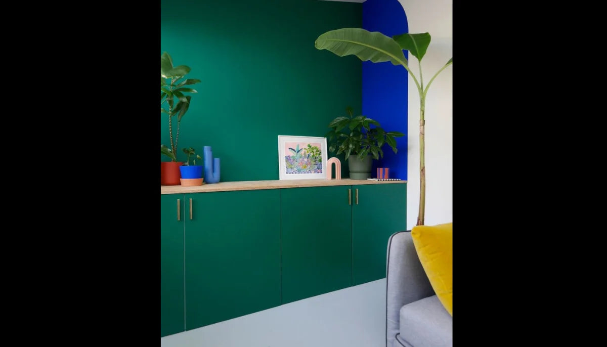 Kontaktfarbe - RAL 6026 Opalgrün - Airbnb-freundliche Farbe für jede glatte Oberfläche - offRAL™