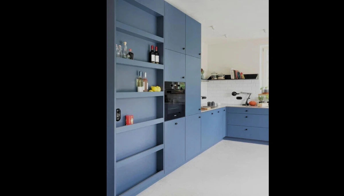 Tragbare Farbe - RAL 5014 Taubenblau - 1. Farbe in Plattenform, bereit zur Wiederverwendung auf allen glatten Oberflächen - offRAL™