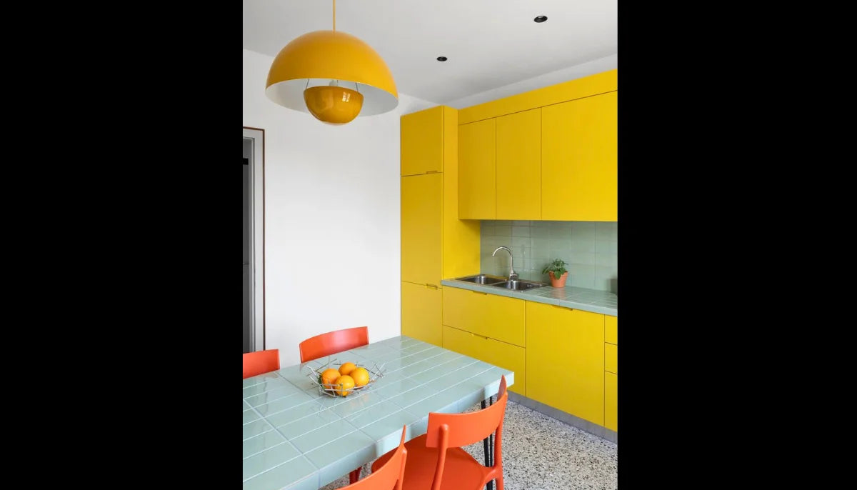 Removable Paint - RAL 1012 Lemon Yellow - Temporary Renter Friendly Wallpaper - offRAL™